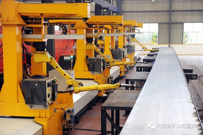 Henan Mine｜Fully automatic double girder main girder inner seam welding robot welding workstation is here